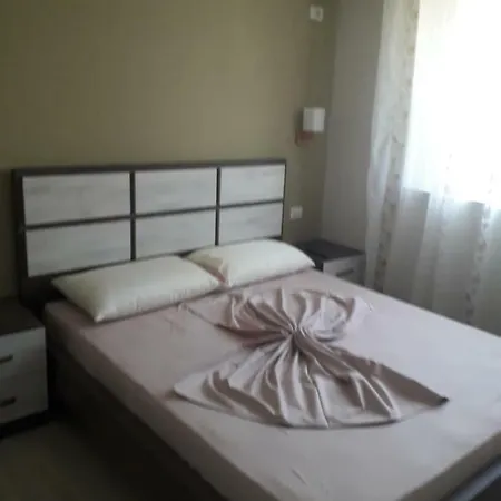 Iliadhi House * Vlorë